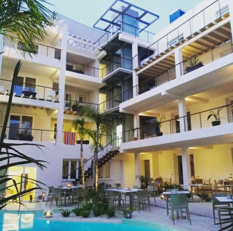 Tra Le Nuvole Apartment Фавиняна Екстериор снимка