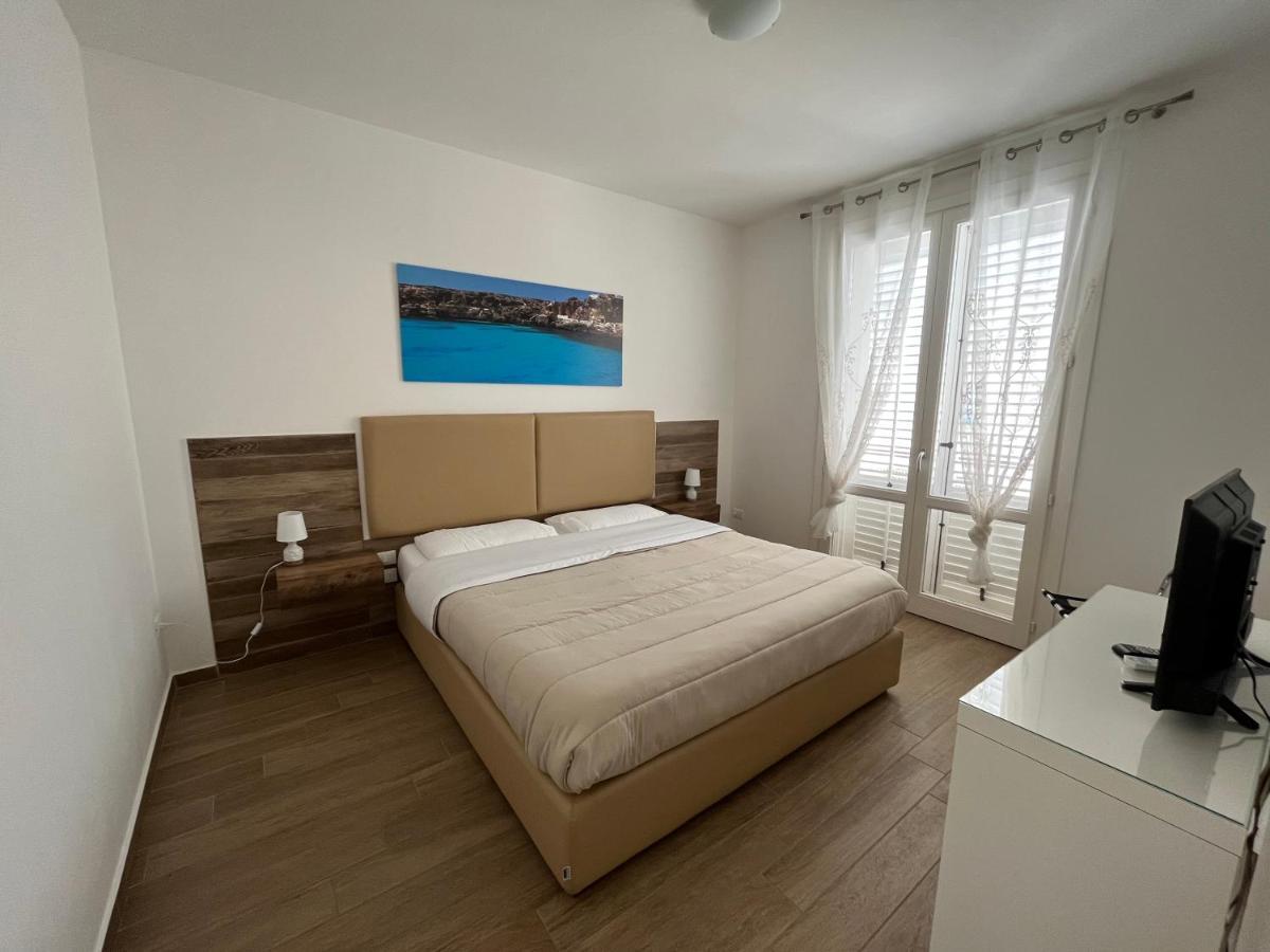 Tra Le Nuvole Apartment Фавиняна Екстериор снимка
