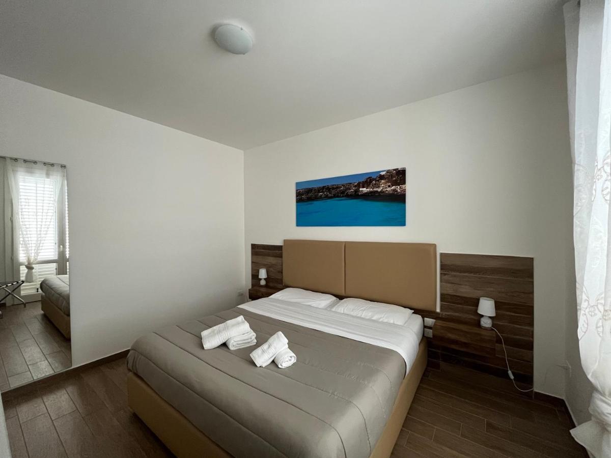 Tra Le Nuvole Apartment Фавиняна Екстериор снимка