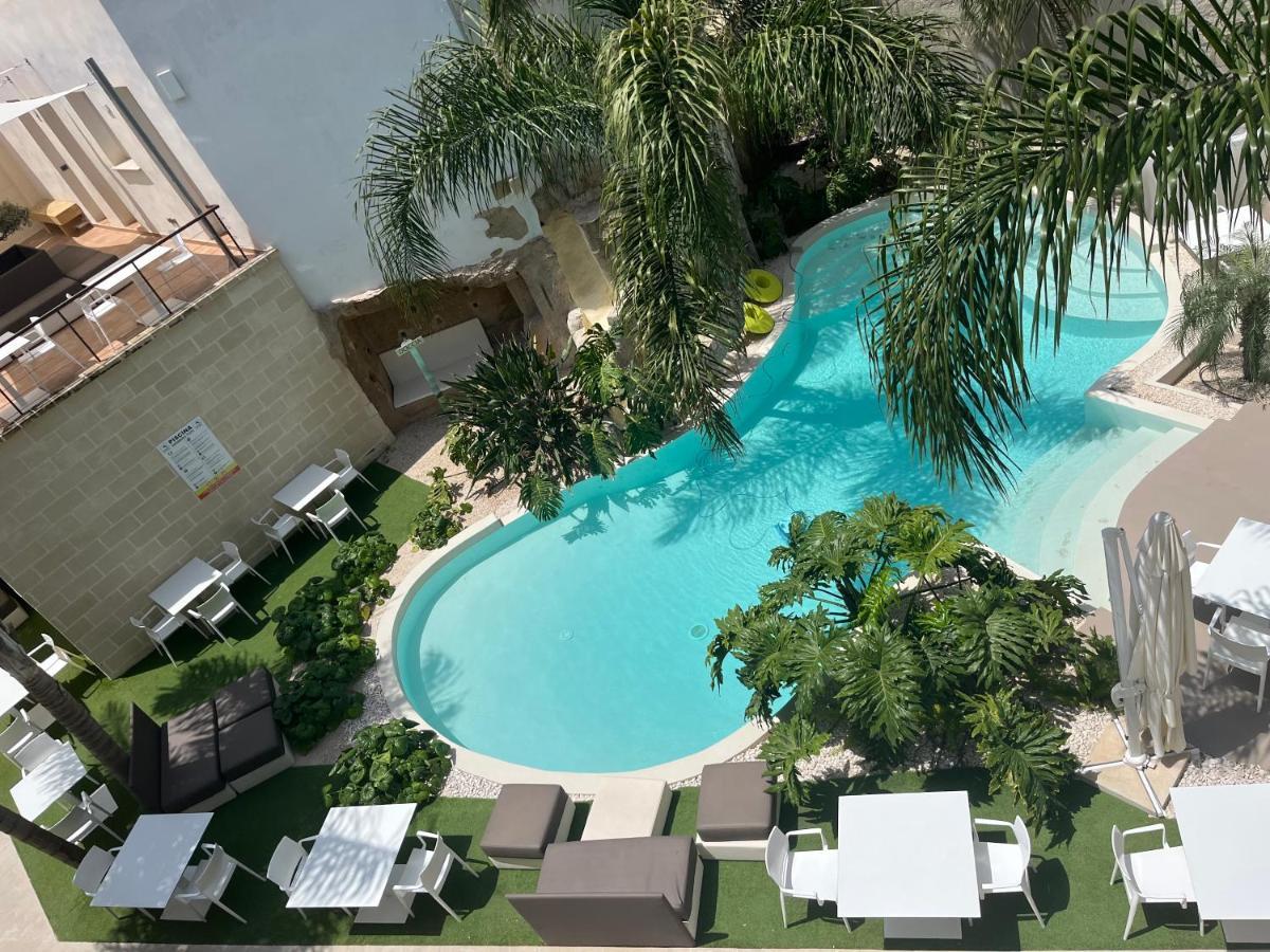 Tra Le Nuvole Apartment Фавиняна Екстериор снимка